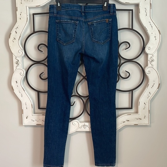 JOE'S JEANS MID-RISE DESTROYED/DISTRESSED VIDIKA WASH SIZE 28 - Picture 7 of 11